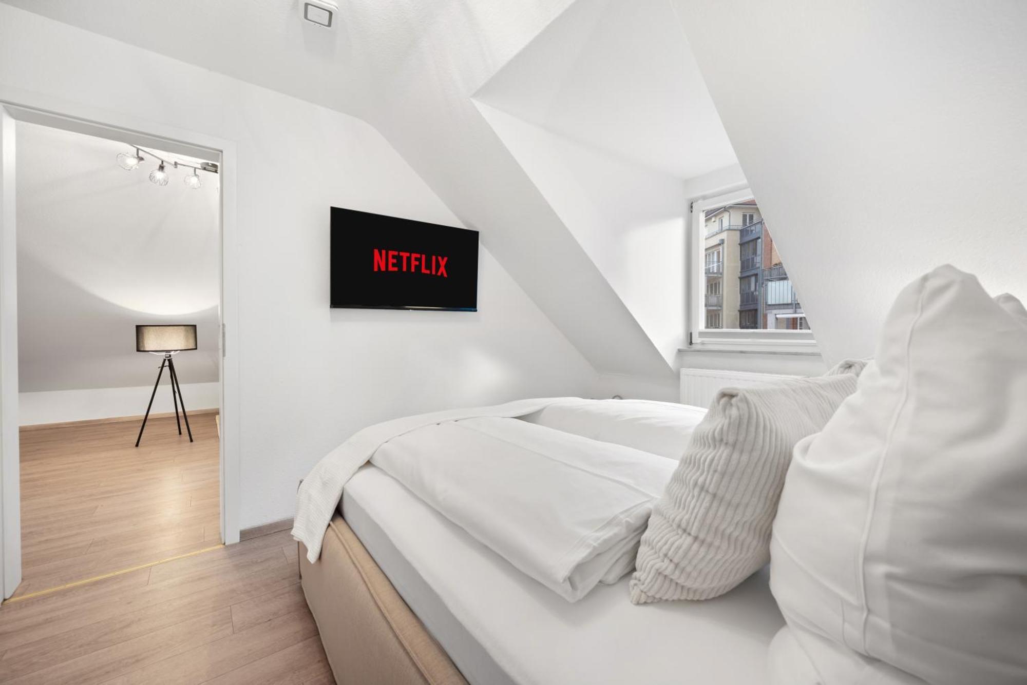 Malu Rooms - Im Stadtzentrum, Smarttv, Netflix, 24H Checkin Лудвигсбург Екстериор снимка
